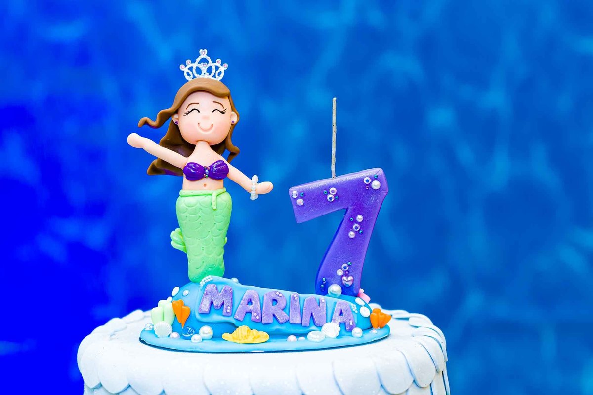 Fotografia de aniversário infantil. Fotografia de aniversário infantil no Buffet Estação Folia Osasco. Tema do aniversário Sereia.