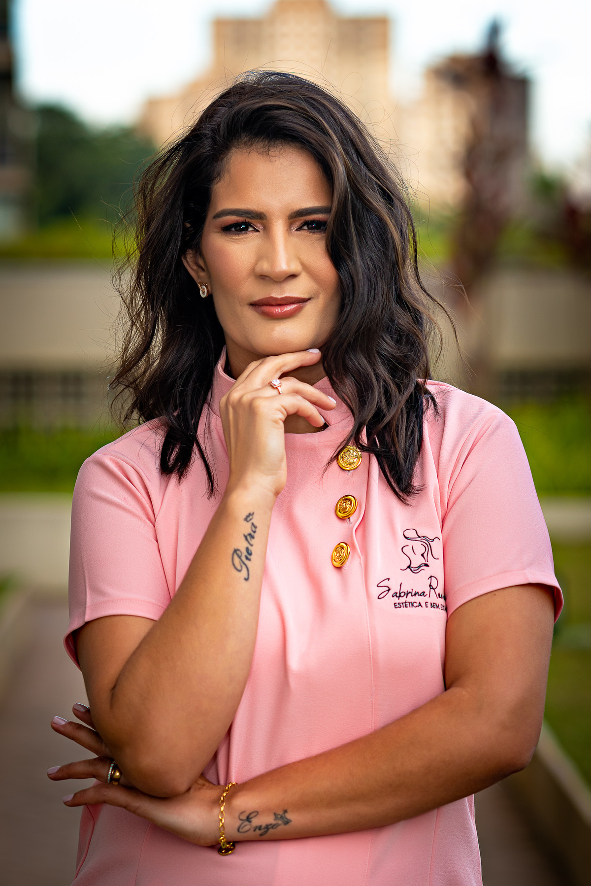 fotografia de reposicionamento profissional em alphaville, fotografia de perfil profissional em alphaville, foto perfil profissional mídia social linkedin facebook instagram. Retrato corporativo em alphaville.