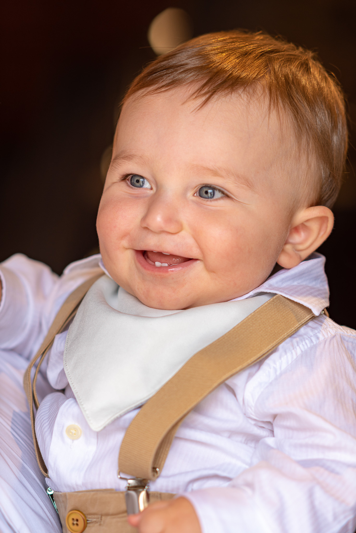 foto batizado em Alphaville na igreja Nossa Senhora de Lourdes. fotografia de batizado. Fotografia de batizado em são paulo. Fotografia de batizado de menino em alphaville barueri santana de parnaíba.