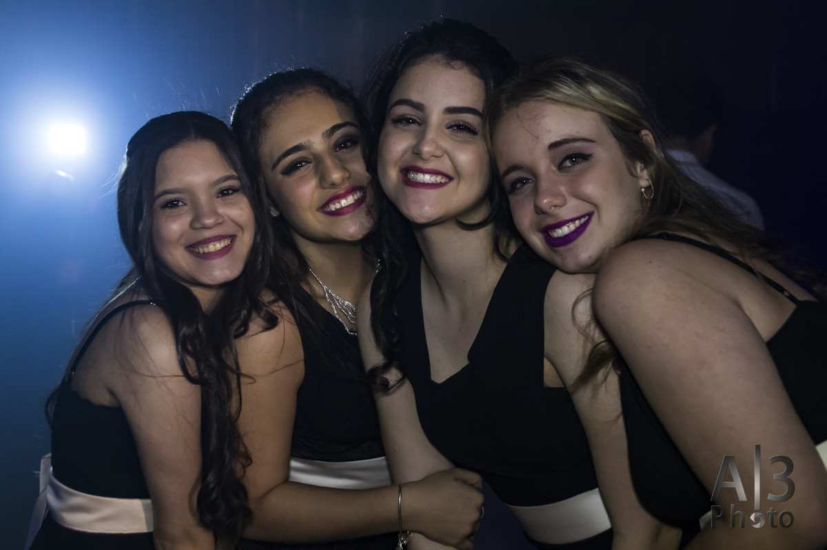 fotografia de aniversário de 15 anos em Alphaville, fotografia de 15 anos no Armazém 465 em Alphaville