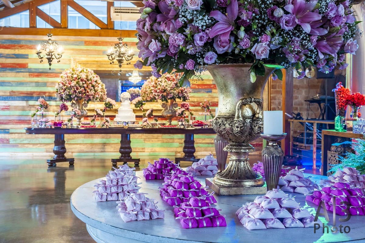 fotografia de aniversário de 15 anos em Alphaville, fotografia de 15 anos no Armazém 465 em Alphaville