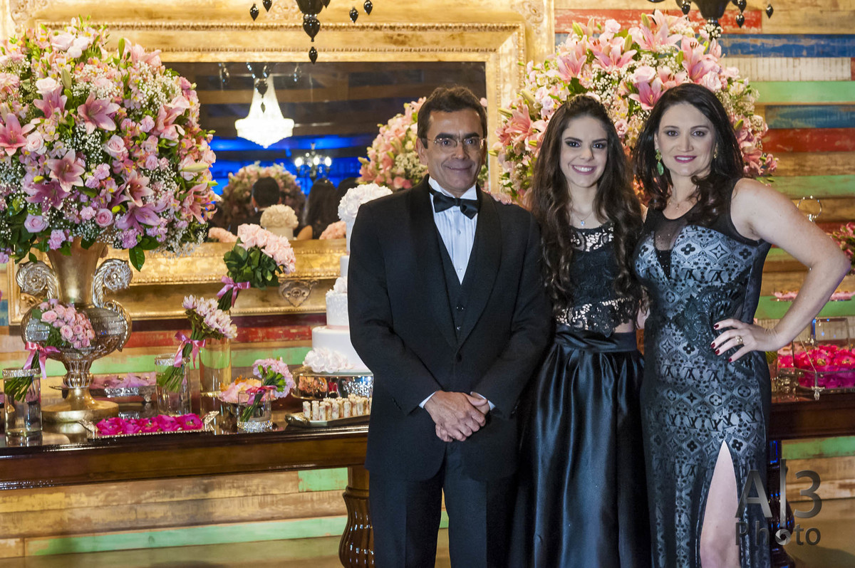 fotografia de aniversário de 15 anos em Alphaville, fotografia de 15 anos no Armazém 465 em Alphaville