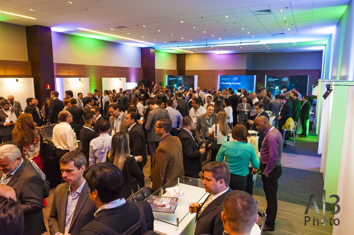 Fotografia corporativa em Alphaville - Fotografias do HP Enterprise - Kick off 2017, ocorrido em Alphaville para a HP Enterprise Alphaville. foto evento no complexo madeira alphaville.