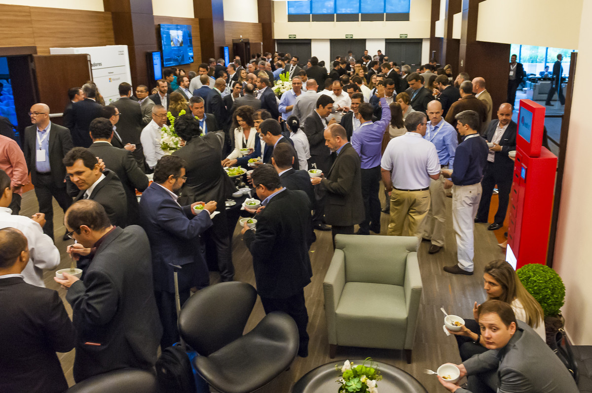 Fotografia corporativa em Alphaville - Fotografias do HP Enterprise - Kick off 2017, ocorrido em Alphaville para a HP Enterprise Alphaville. foto evento no complexo madeira alphaville.