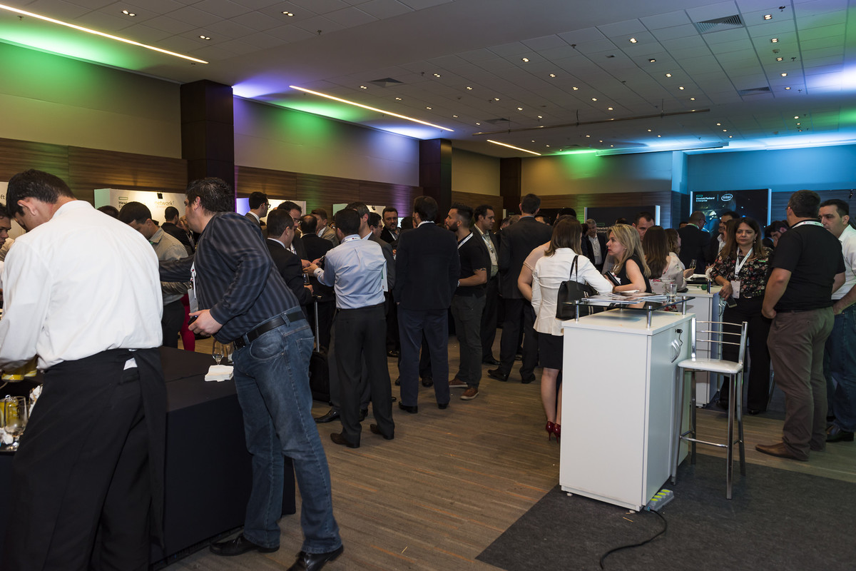 Fotografia corporativa em Alphaville - Fotografias do HP Enterprise - Kick off 2017, ocorrido em Alphaville para a HP Enterprise Alphaville. foto evento no complexo madeira alphaville.