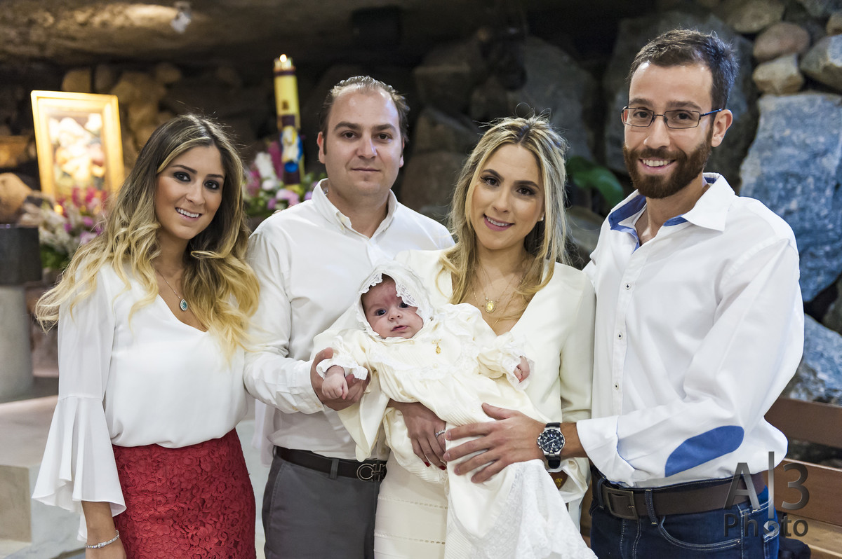 Fotografia de batizado em Alphaville. Fotografia de batizado na gruta Alphaville. Foto de batizado