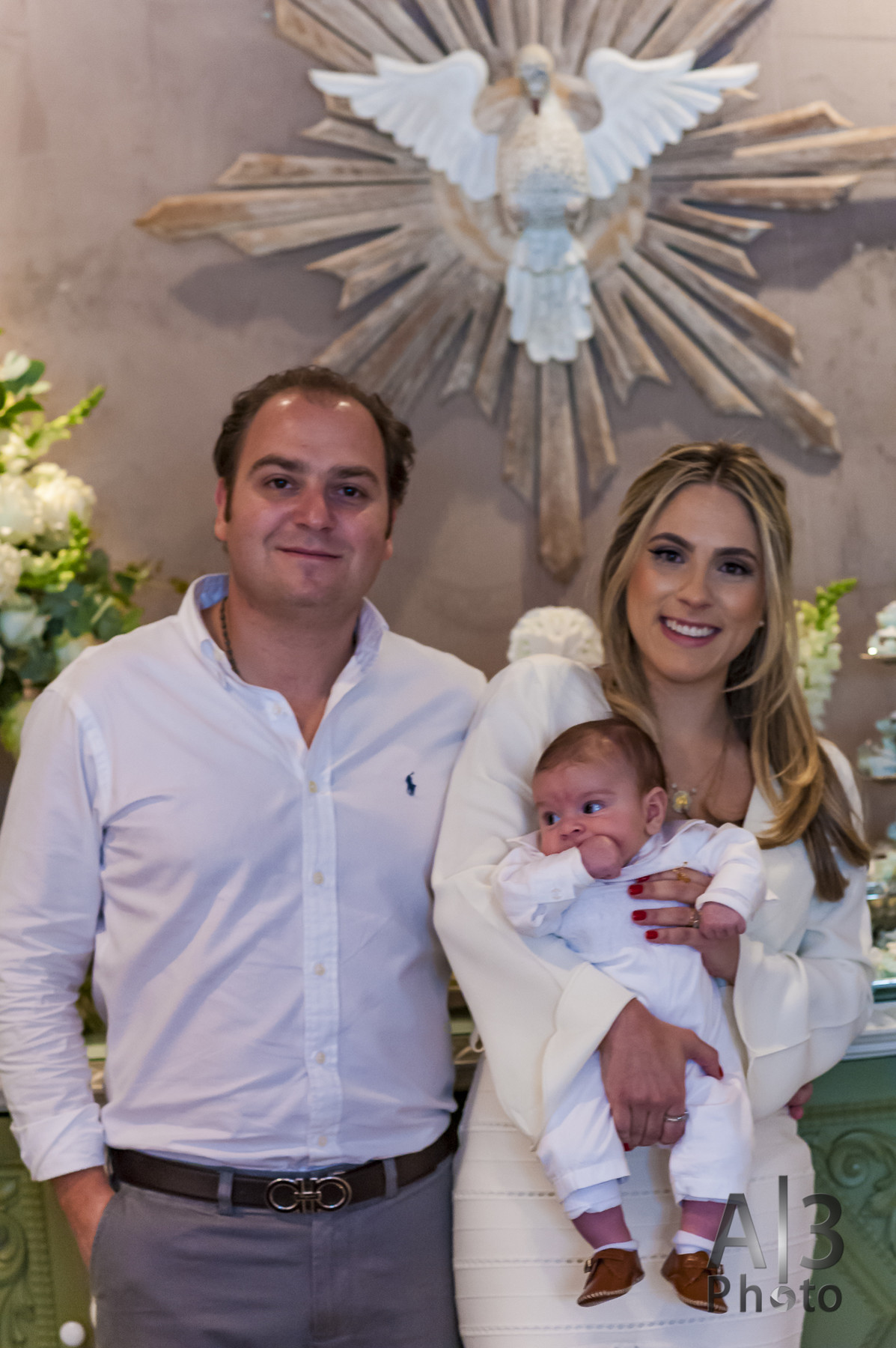 Fotografia de batizado em Alphaville. Fotografia de batizado na gruta Alphaville. Foto de batizado