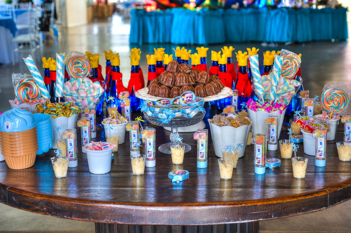 fotografia de aniversário infantil em alphaville. fotografia de aniversário infantil buffet porto villa alphaville, foto buffet porto villa. foto aniversário buffet santana de parnaíba