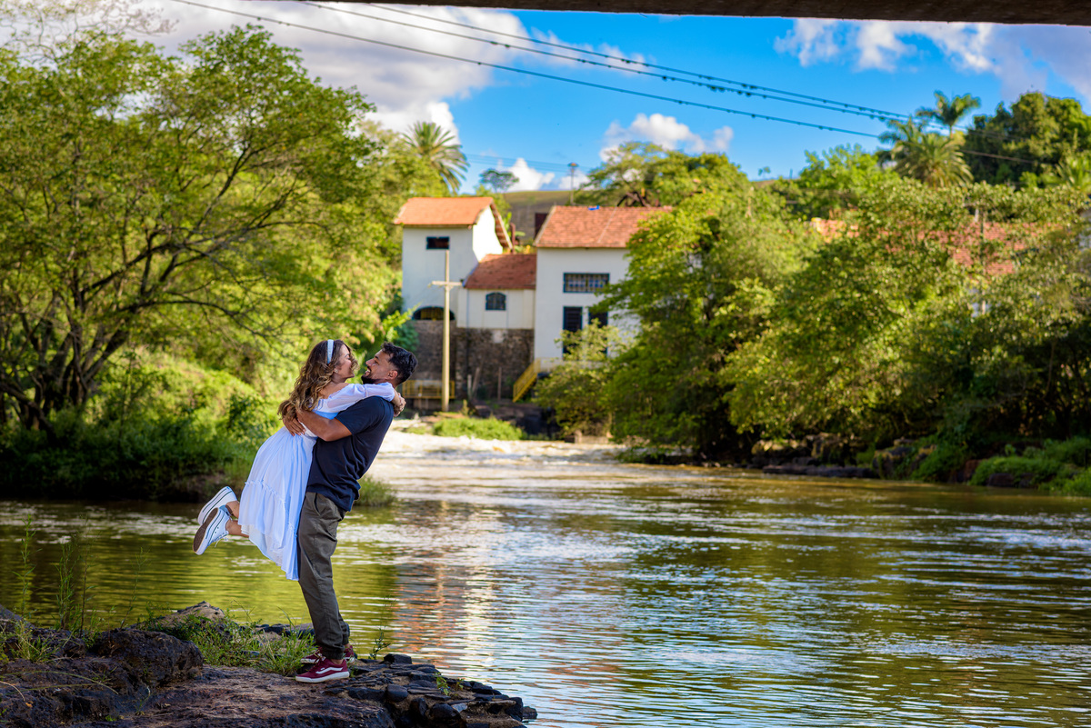 foto ensaio pré-casamento na Represa Ferro Ligas Cerquilho, ensaio em Cerquilho, ensaio na roça, ensaio no interior, fotografia ensaio pré-casamento na Represa Ferro Ligas Cerquilho, foto casamento em Cerquilho, foto casamento em Alphaville.