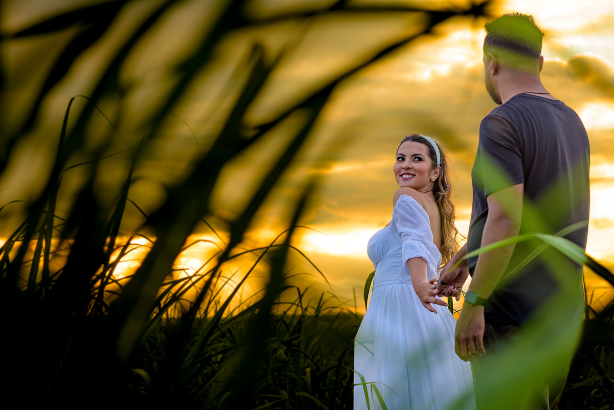 foto ensaio pré-casamento na Rua Por do Sol em Cerquilho, ensaio em Cerquilho,, fotografia ensaio pré-casamento na Rua Por do Sol em Cerquilho, foto casamento em Cerquilho, foto casamento em Alphaville.