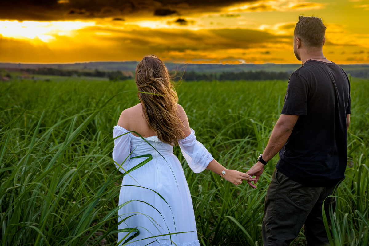 foto ensaio pré-casamento na Rua Por do Sol em Cerquilho, ensaio em Cerquilho,, fotografia ensaio pré-casamento na Rua Por do Sol em Cerquilho, foto casamento em Cerquilho, foto casamento em Alphaville.