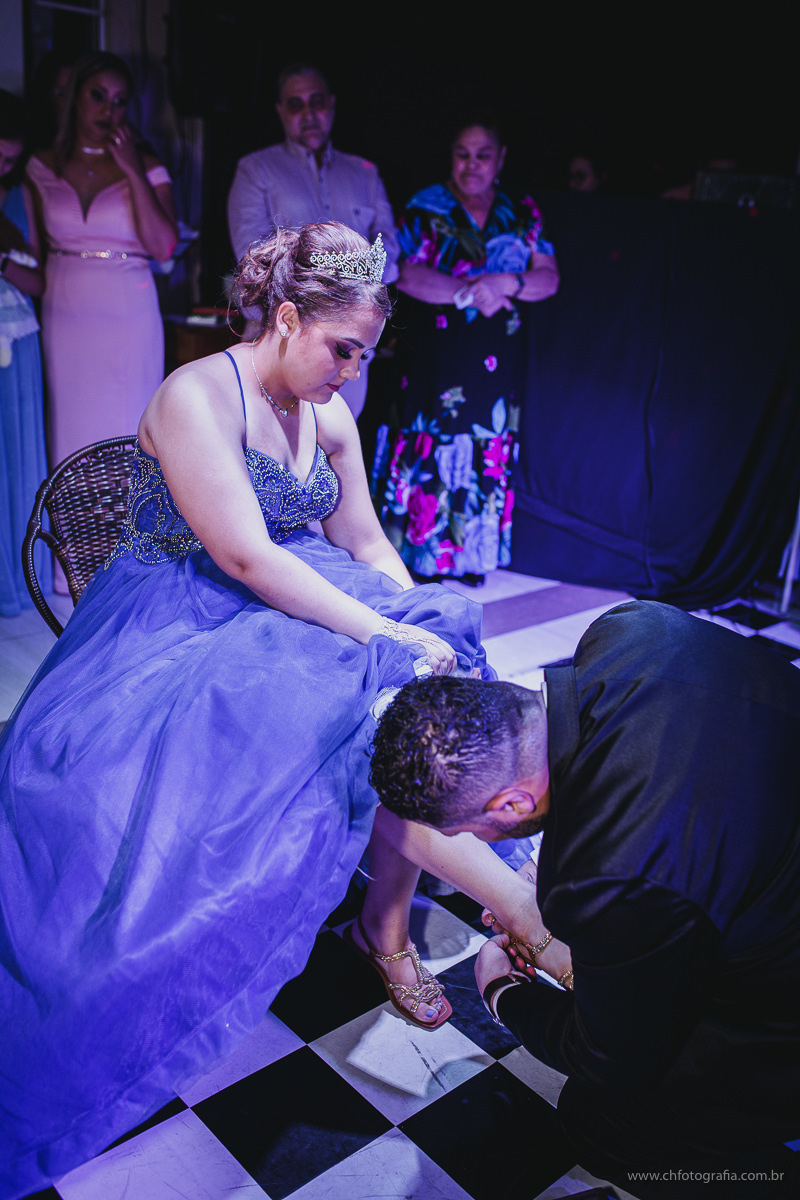 Royal Festas Eventos, 15 anos no Royal Festas Eventos, festa de debutante no Royal Festas Eventos, foto de decoraçao, sapatinho da debutante