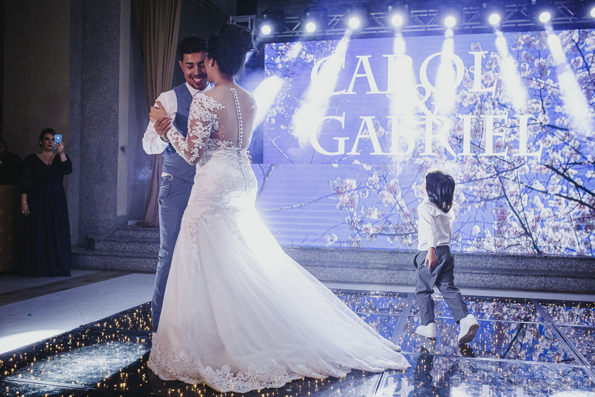 hora da Valsa dos noivos no casamento do castelo dos vinais