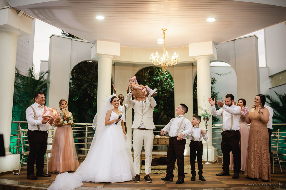 Cerimonia de dia no LE PARTIE COMEMORAÇÕES, cerimonia de dia, foto de noiva, buque de noiva, ch fotografia, fotografo de casamento em Hortolandia, fotografo, rei leao, cimba, simba