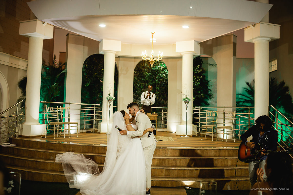 Cerimonia de dia no LE PARTIE COMEMORAÇÕES, cerimonia de dia, foto de noiva, buque de noiva, ch fotografia, fotografo de casamento em Hortolandia, fotografo