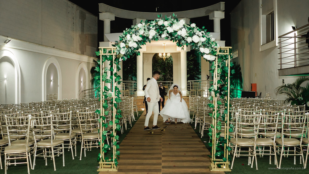 Cerimonia de dia no LE PARTIE COMEMORAÇÕES, cerimonia de dia, foto de noiva, buque de noiva, ch fotografia, fotografo de casamento em Hortolandia, fotografo, Ensaio thash the dresse