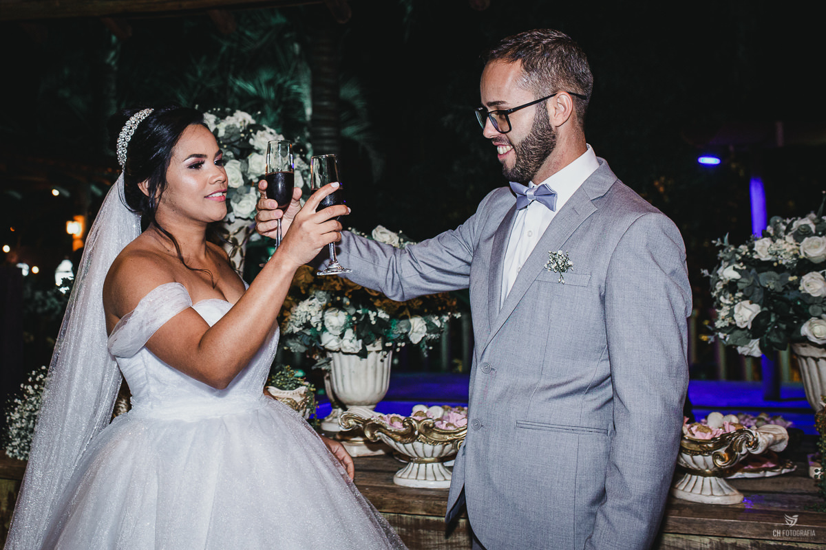 Ensaio  trash the dress no RANCHO CORAÇÃO CAIPIRA, fotografia de ensaio de casal no Ensaio  trash the dress no RANCHO CORAÇÃO CAIPIRA