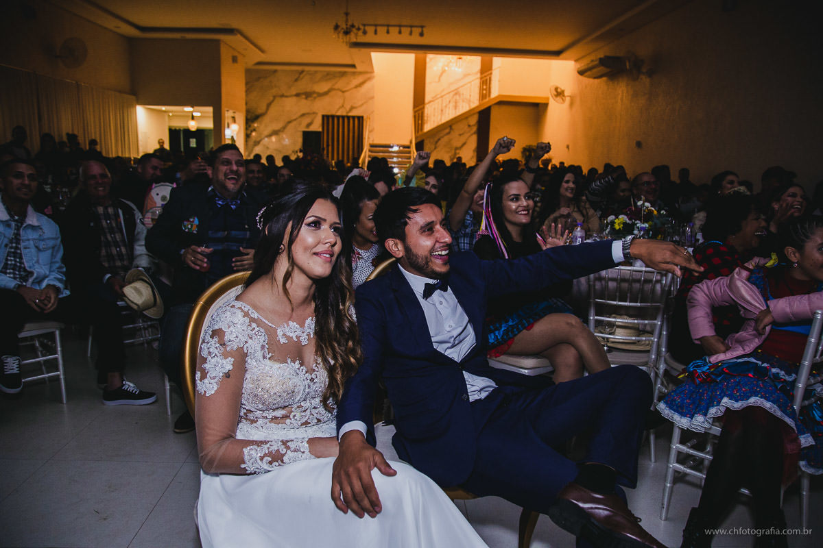 Ensaio thash the dresse no Chatêau de Lumiére Eventos, ensaio apos a cerimonia , casamento Fran e Angelo, fotografia de casamento no 