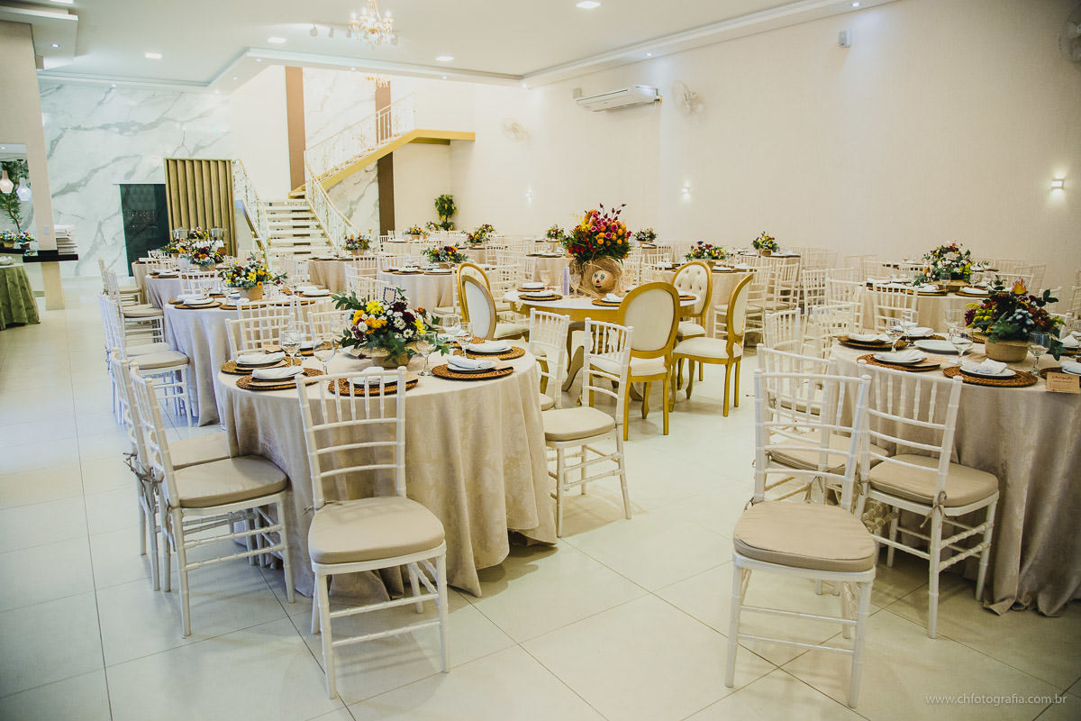 decoracao no Chatêau de Lumiére Eventos - Elias Fausto - SP