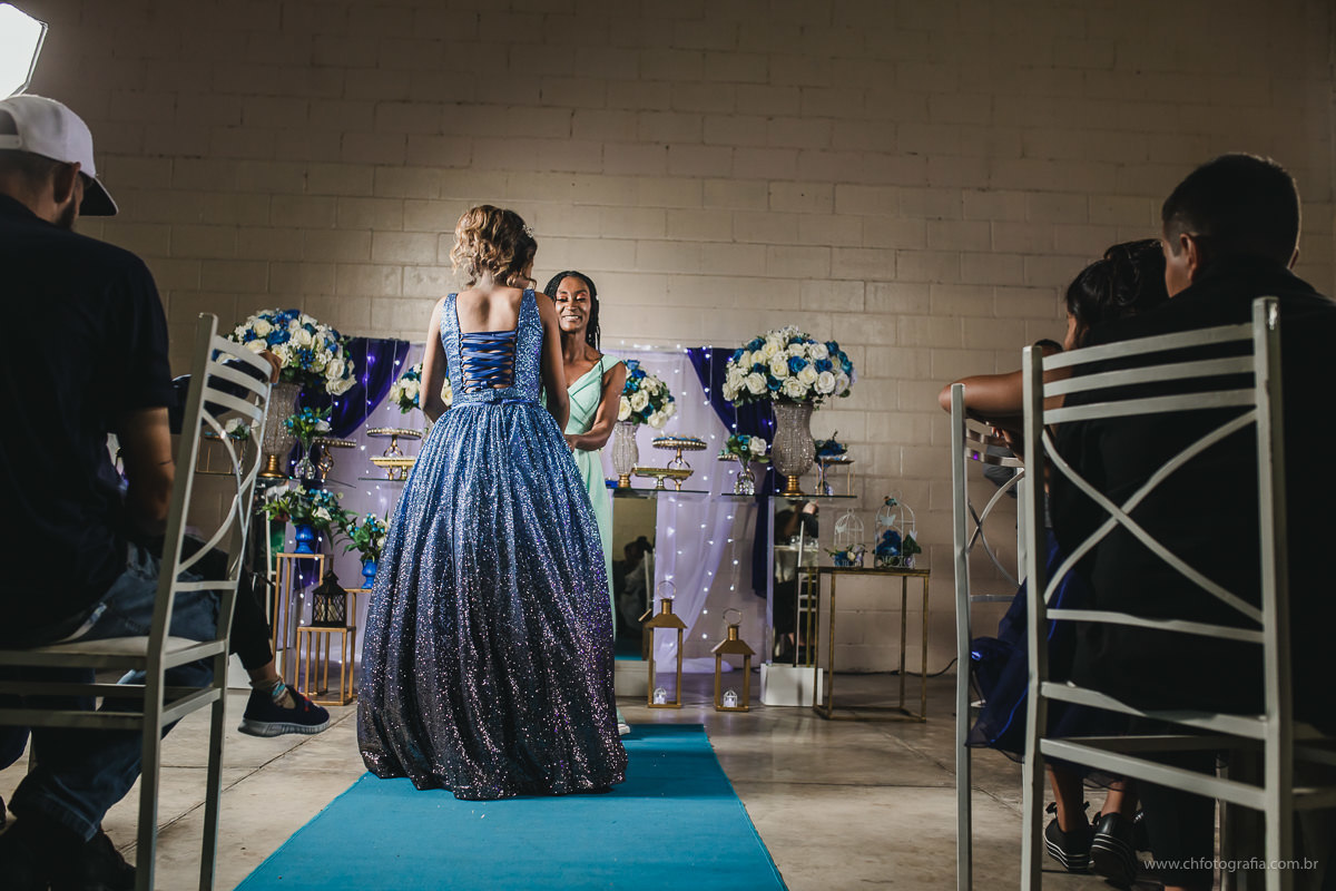 Valsa de debutante, valsa maluca de 15 anos, dança de debutante