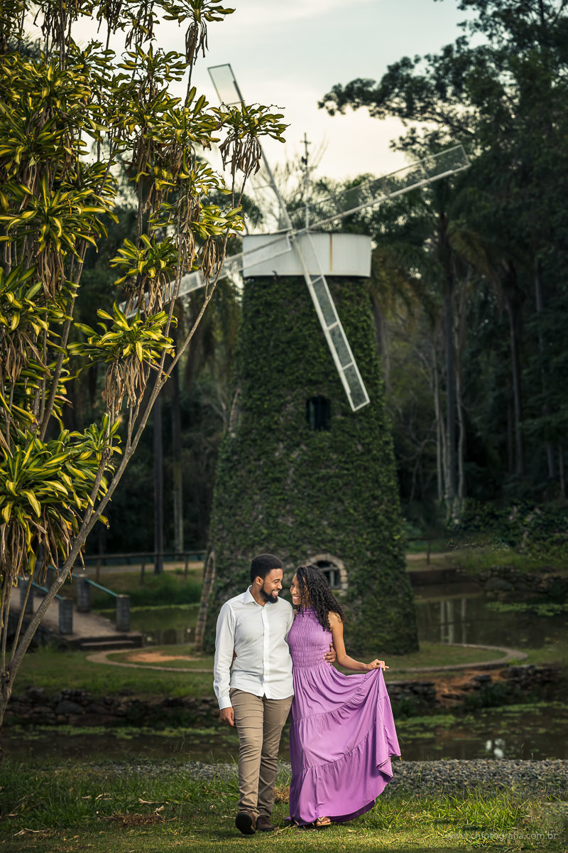 Ensaio pre wedding, fotos de casal, ensaio de casal no swiss parque, swiss park, fotos de noivos, fotografo de ensaio de casal, ch fotografia, fotografo Helio reis, www.chfotografia.com.br, ensaio romantico de casal
