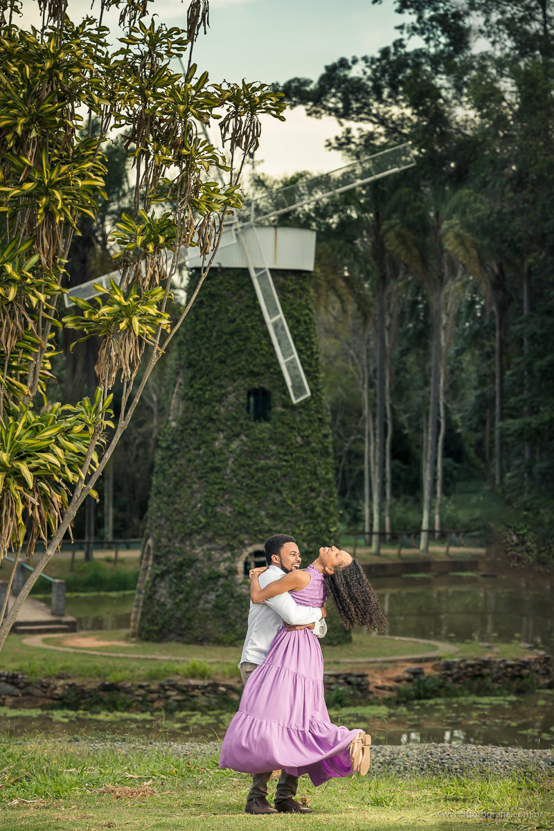 Ensaio pre wedding, fotos de casal, ensaio de casal no swiss parque, swiss park, fotos de noivos, fotografo de ensaio de casal, ch fotografia, fotografo Helio reis, www.chfotografia.com.br, ensaio romantico de casal