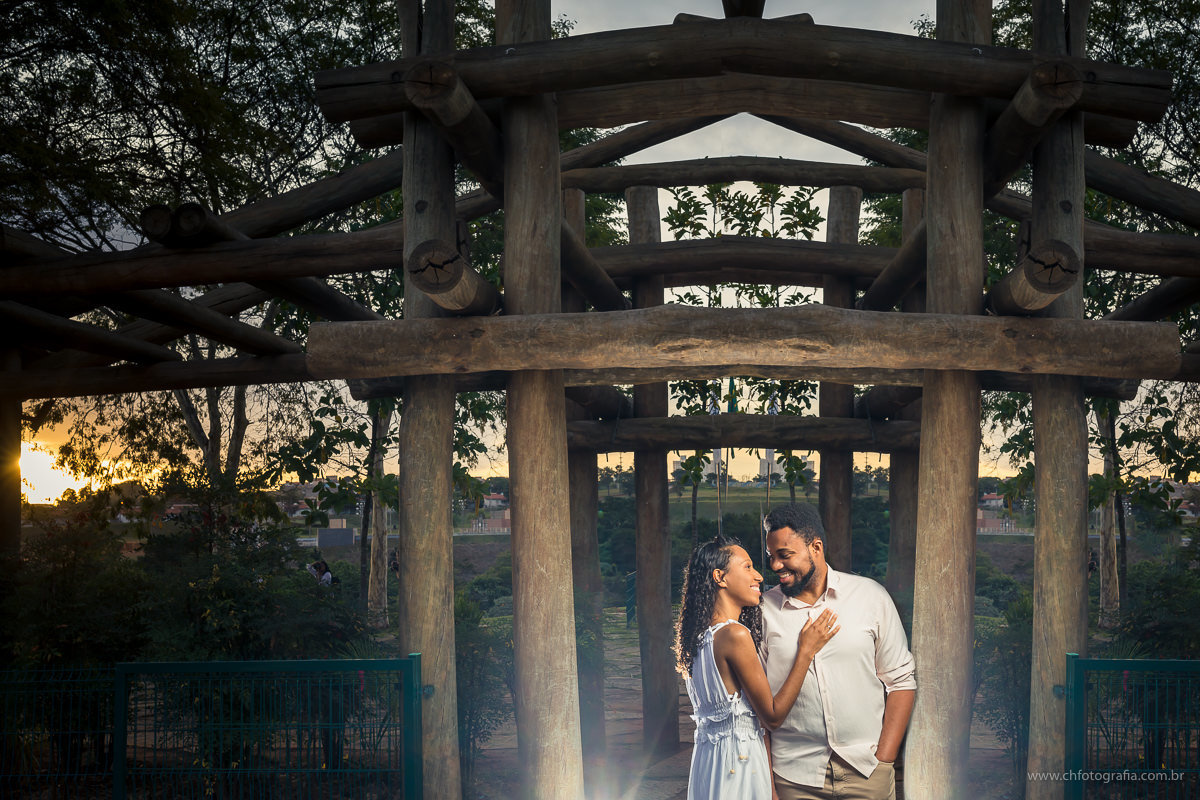 Ensaio pre wedding, fotos de casal, ensaio de casal no swiss parque, swiss park, fotos de noivos, fotografo de ensaio de casal, ch fotografia, fotografo Helio reis, www.chfotografia.com.br, ensaio romantico de casal