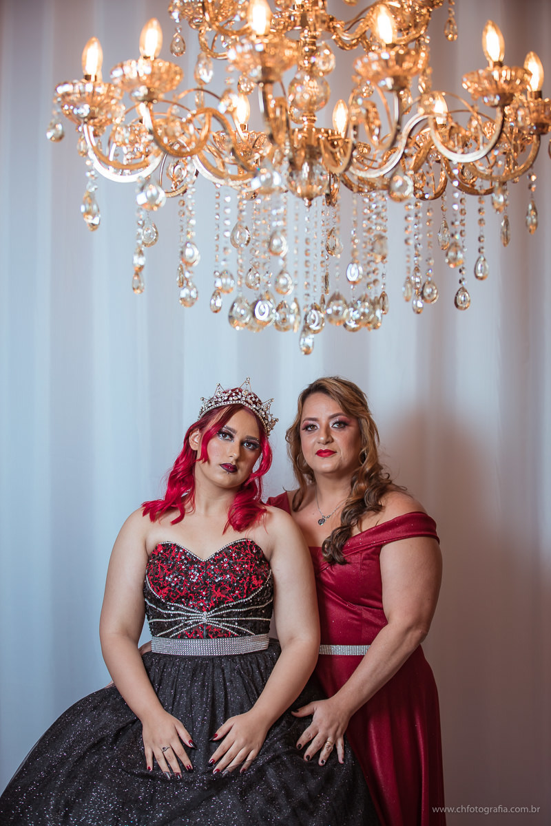 Foto de 15 anos, fotos de debutante, maquiagem gotica de 15 anos, maquiagem, debutante cabelo vermelho, fotografo de 15 anos, ch fotografia, fotografo em Hortolandia, vestido de debutante, vestido de 15 anos