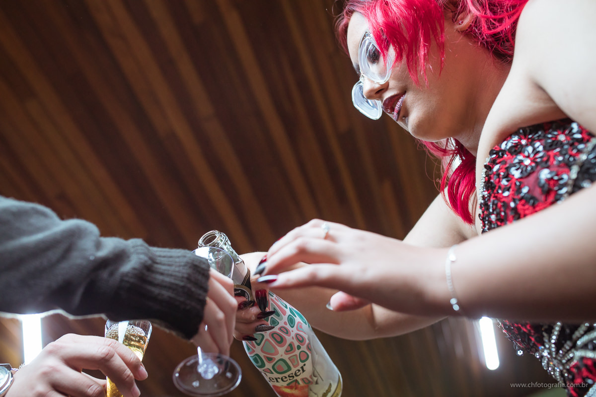 Foto de 15 anos, fotos de debutante, maquiagem gotica de 15 anos, maquiagem, debutante cabelo vermelho, fotografo de 15 anos, ch fotografia, fotografo em Hortolandia, vestido de debutante, vestido de 15 anos