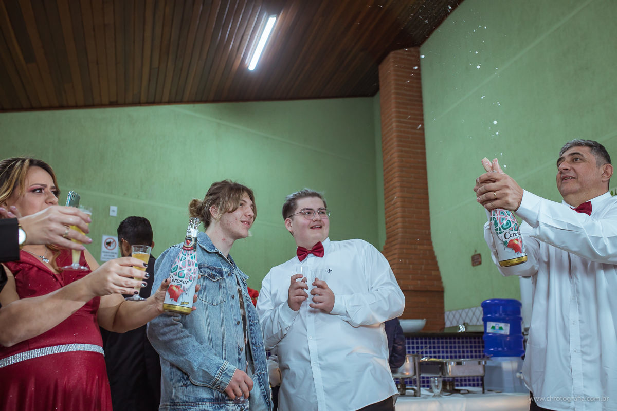 Foto de 15 anos, fotos de debutante, maquiagem gotica de 15 anos, maquiagem, debutante cabelo vermelho, fotografo de 15 anos, ch fotografia, fotografo em Hortolandia, vestido de debutante, vestido de 15 anos