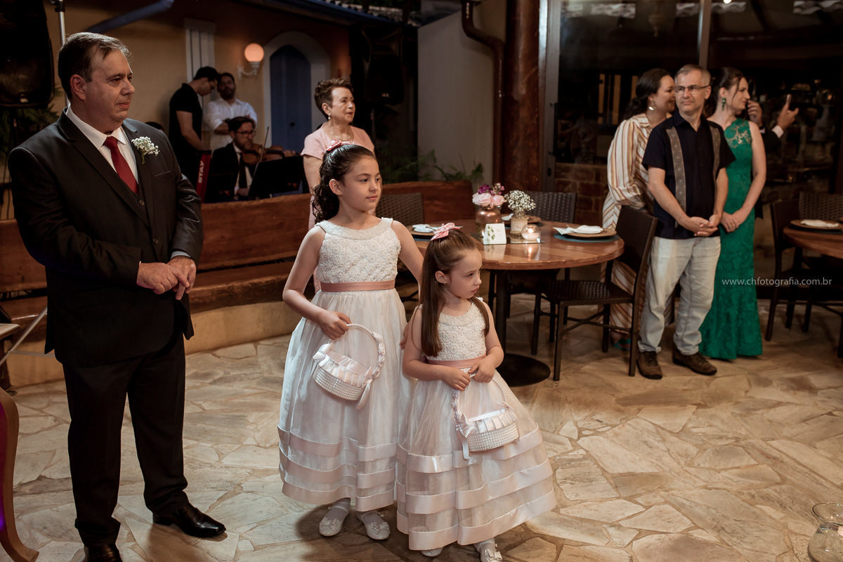 reação do noivo na Entrada da noiva