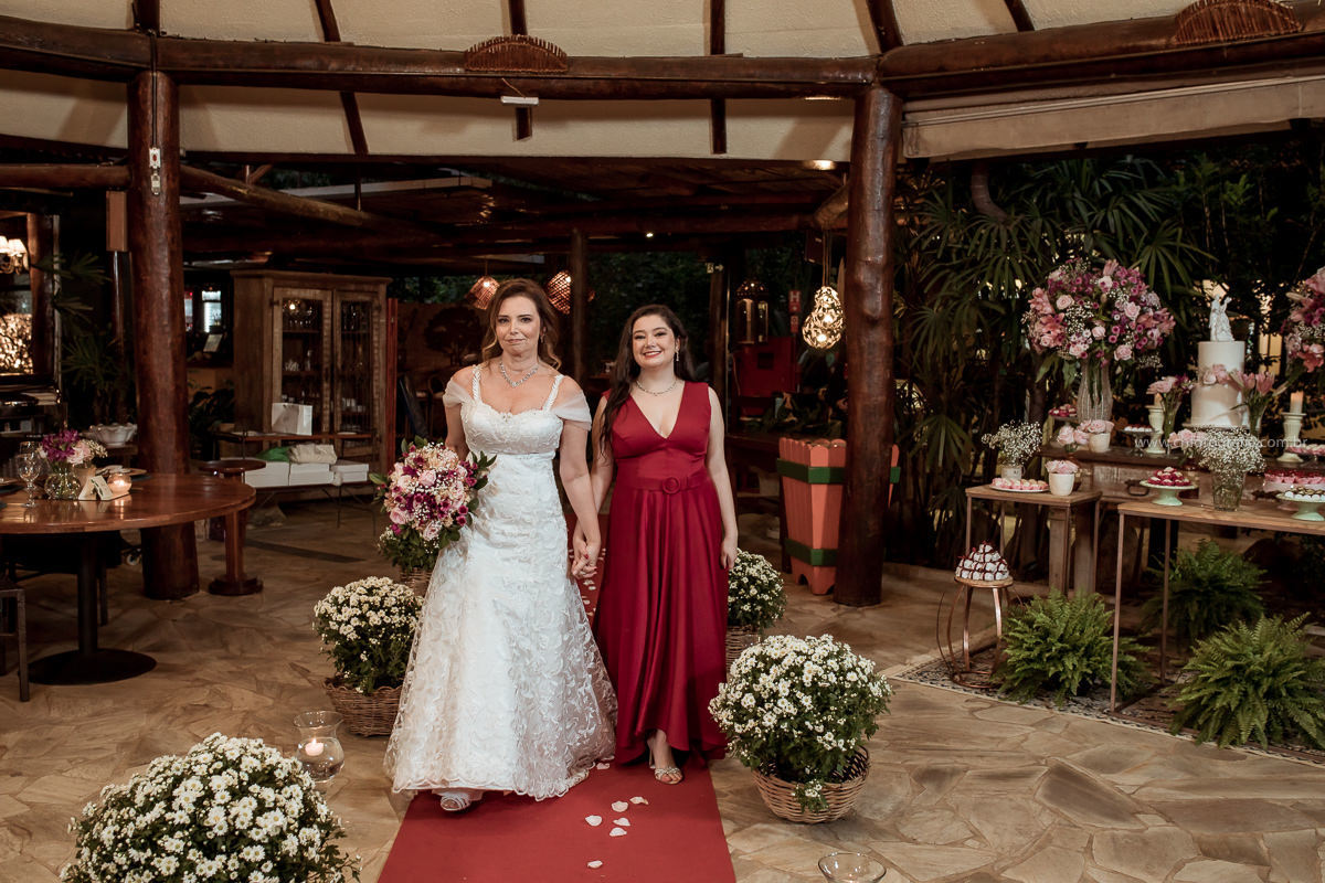 Entrada da noiva, Restaurante Vila Paraíso -  Joaquim Egídio