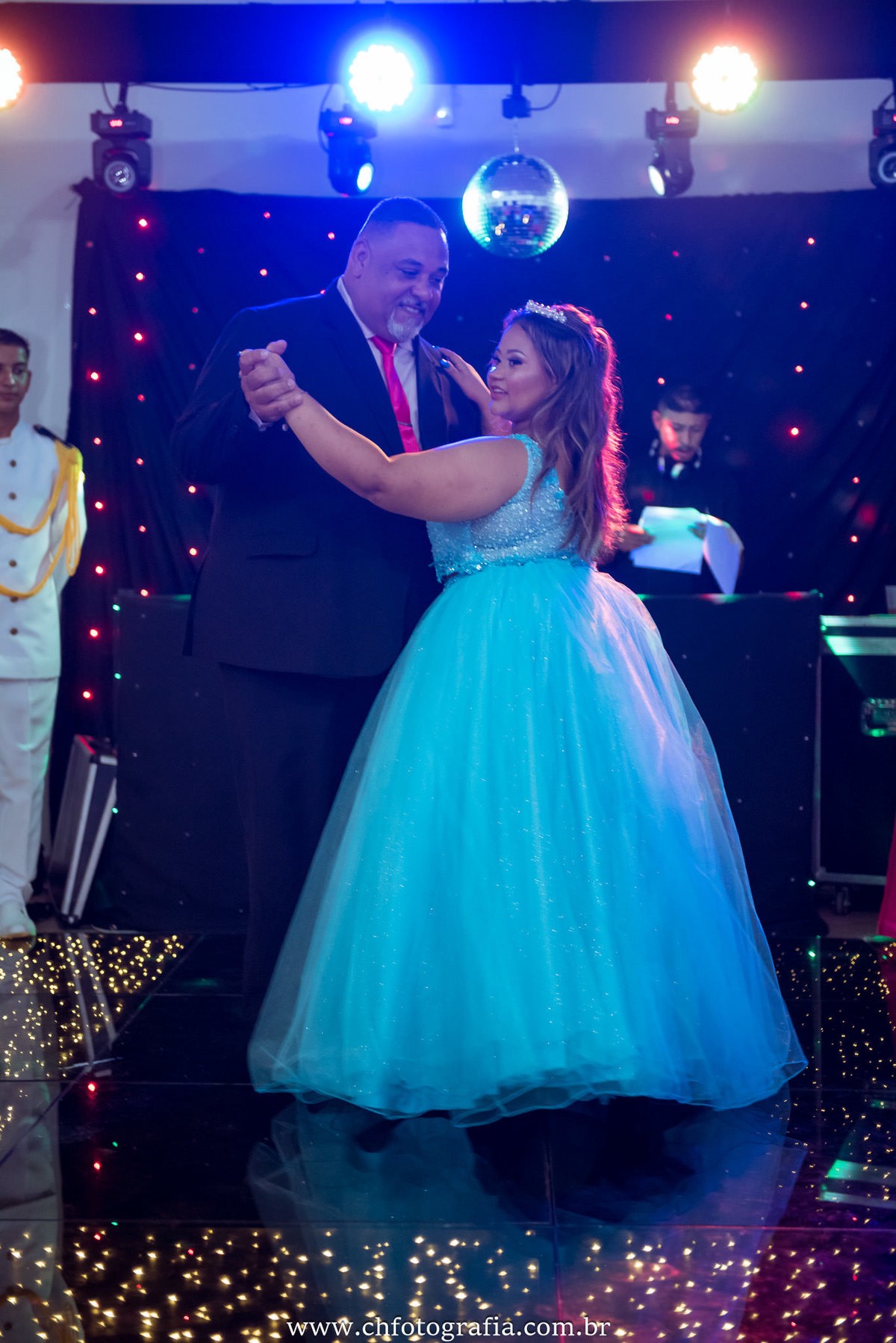 Debutante, festa de 15 anos, festa de debutante, fotos de 15 anos, local para festa em Monte Mor, Recanto Shammah, vestido de 15 anos, vestido de debutante