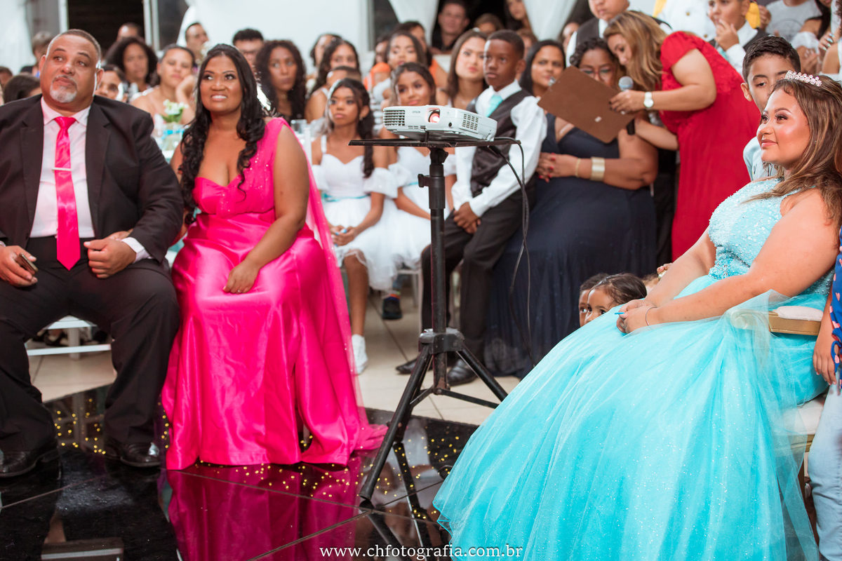 Debutante, festa de 15 anos, festa de debutante, fotos de 15 anos, local para festa em Monte Mor, Recanto Shammah, vestido de 15 anos, vestido de debutante