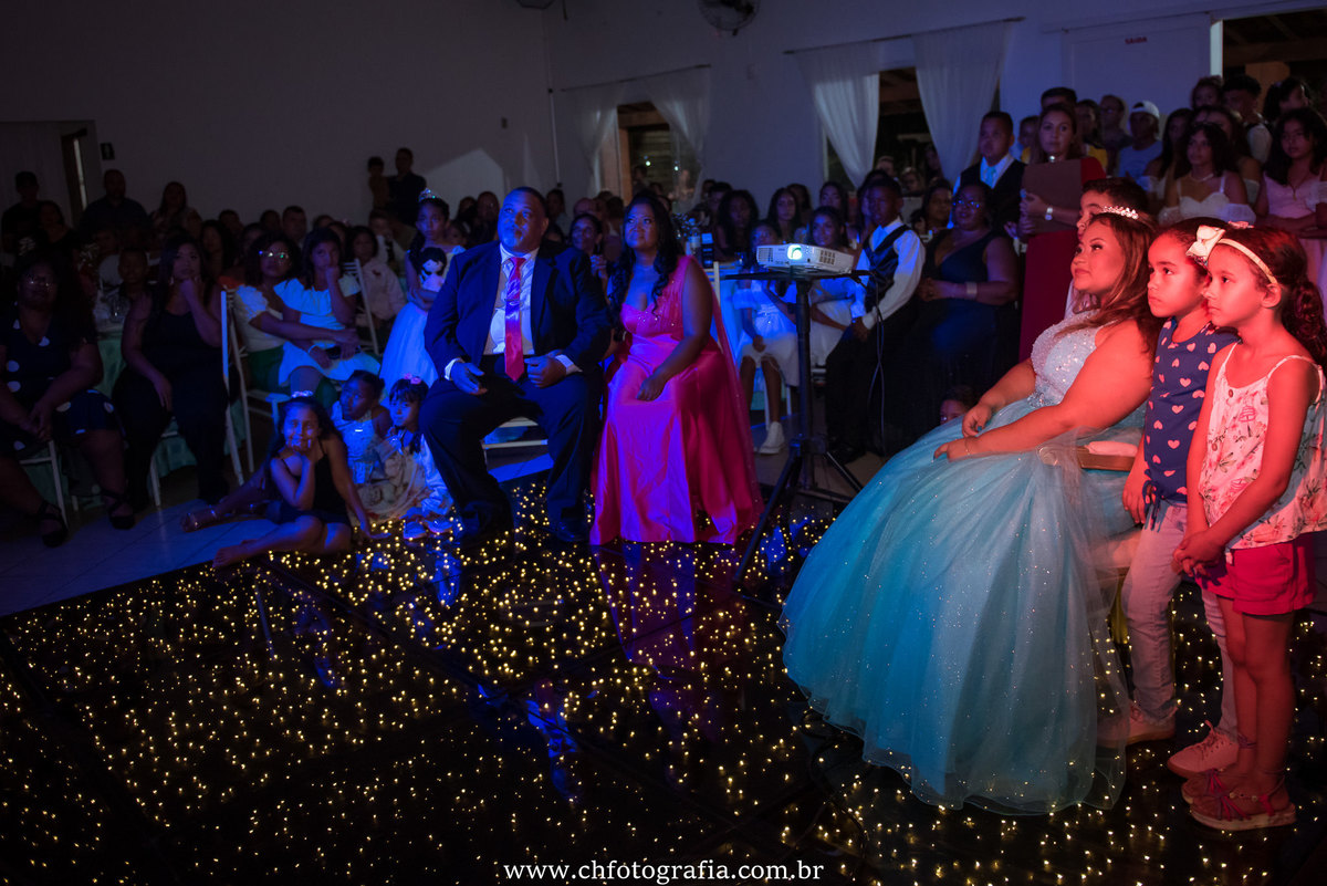 Debutante, festa de 15 anos, festa de debutante, fotos de 15 anos, local para festa em Monte Mor, Recanto Shammah, vestido de 15 anos, vestido de debutante