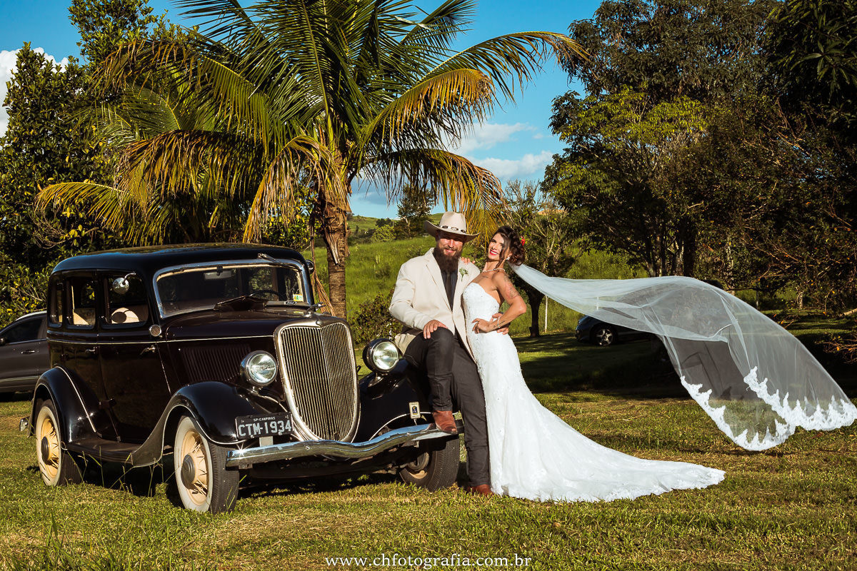 Ensaio trash the dress , véu da noiva