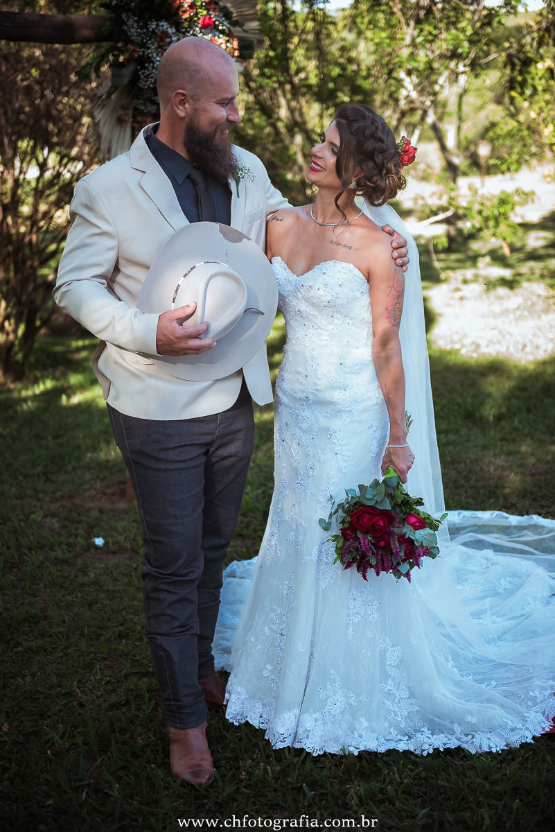 Ensaio pós casamento lindo Ensaio trash the dress