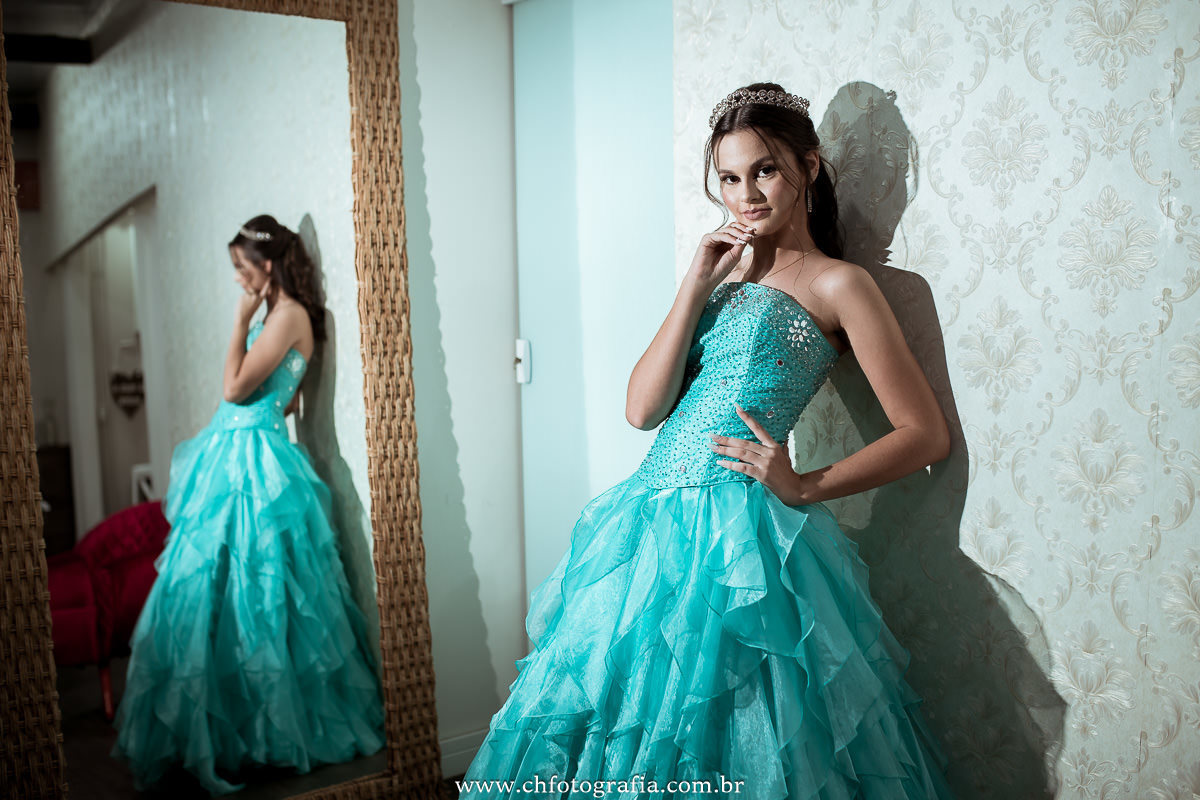 Foto de debutante no espelho