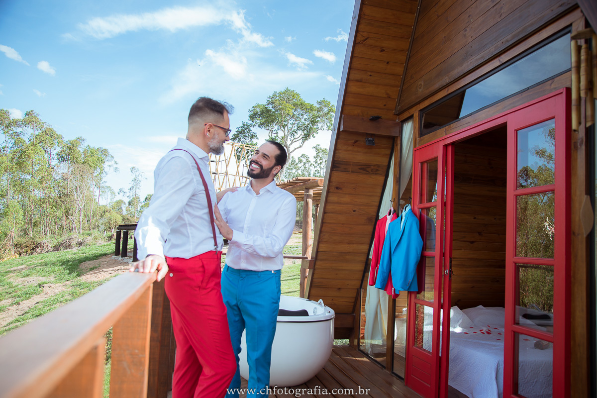 Ensaio thash the dress gay no chalé Fazenda Laranjeiras