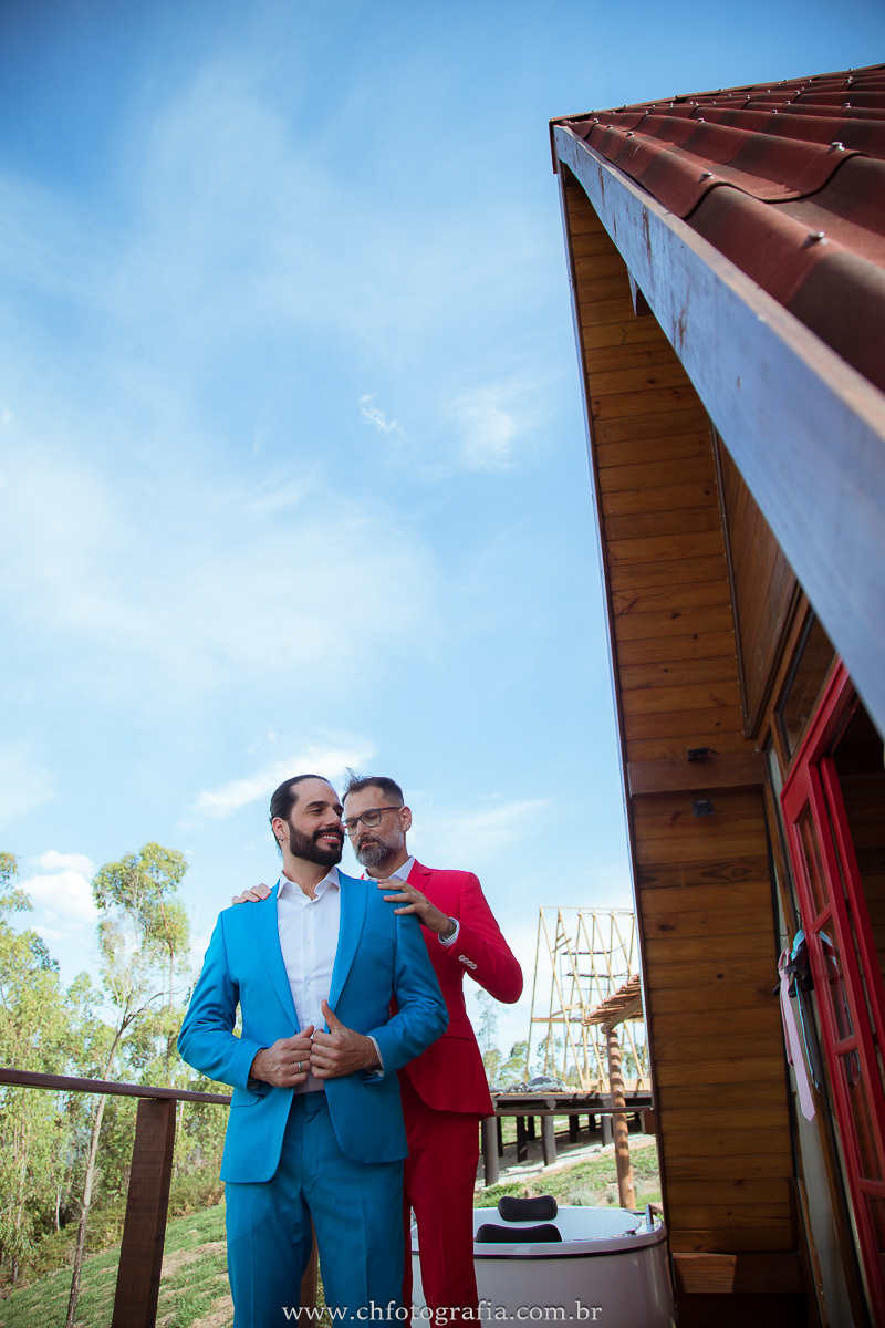 Ensaio thash the dress gay no chalé Fazenda Laranjeiras