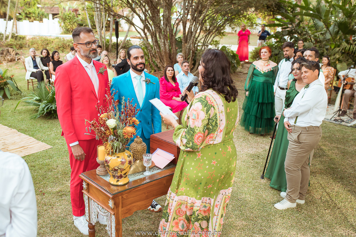 Entrada no noivo, casamento gay