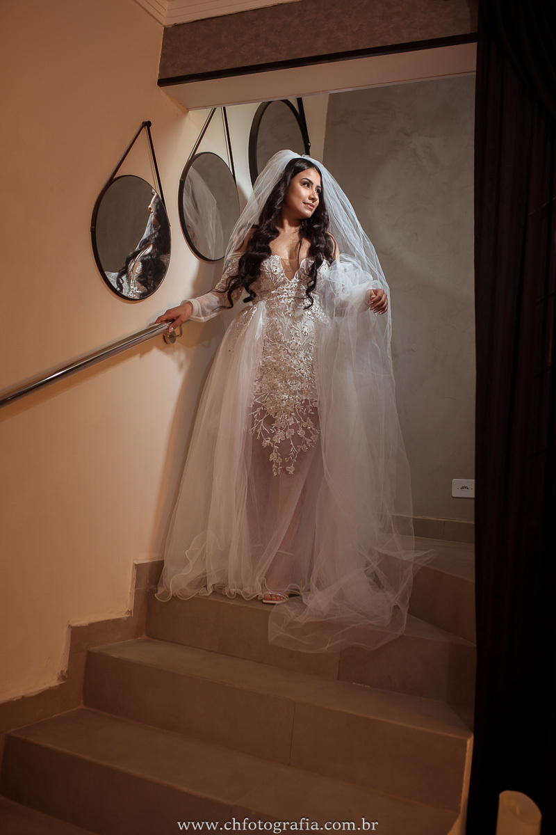 noiva na escada do studio