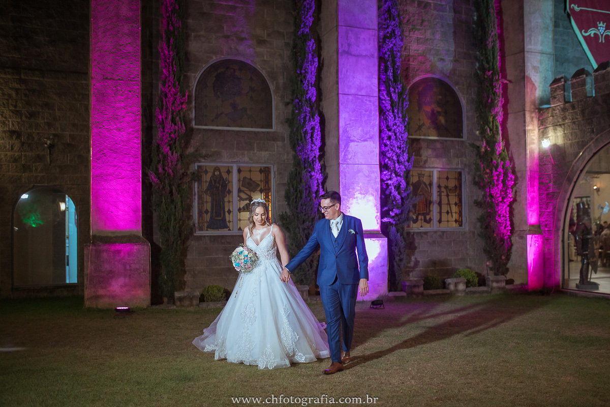 Ensaio trash the dress de Alessandra e Leo no Castelo dos Vinhais