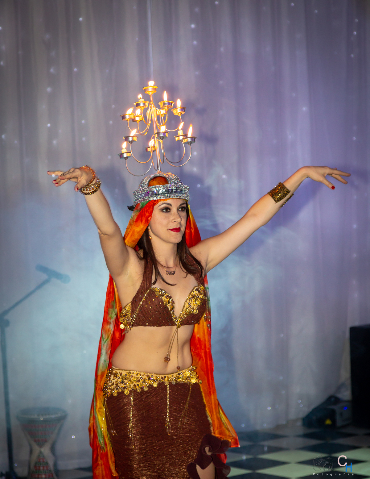 Fotos de dança arabe, canelabro