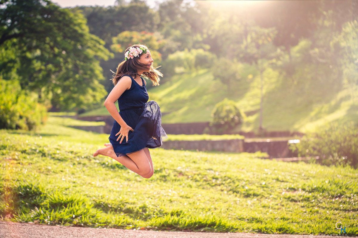 fotos de salto Ensaio de 15 anos no Parque Ecológico Campinas - SP
