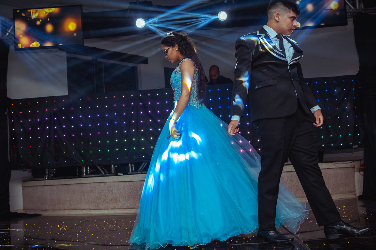 Fotos da  Debutante e o principe  no Espaço Dois Irmãos 