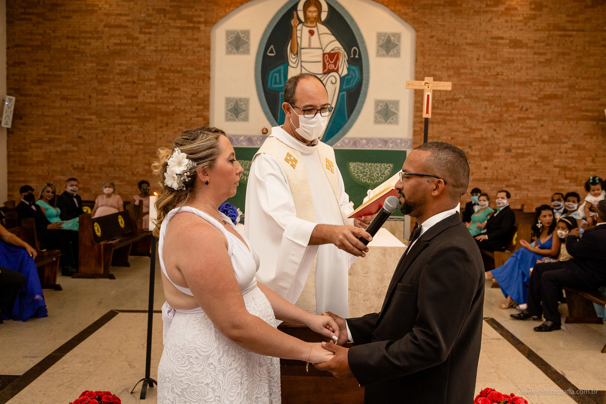 Momento do sim noiva na IGREJA RAINHA DA PAZ- 