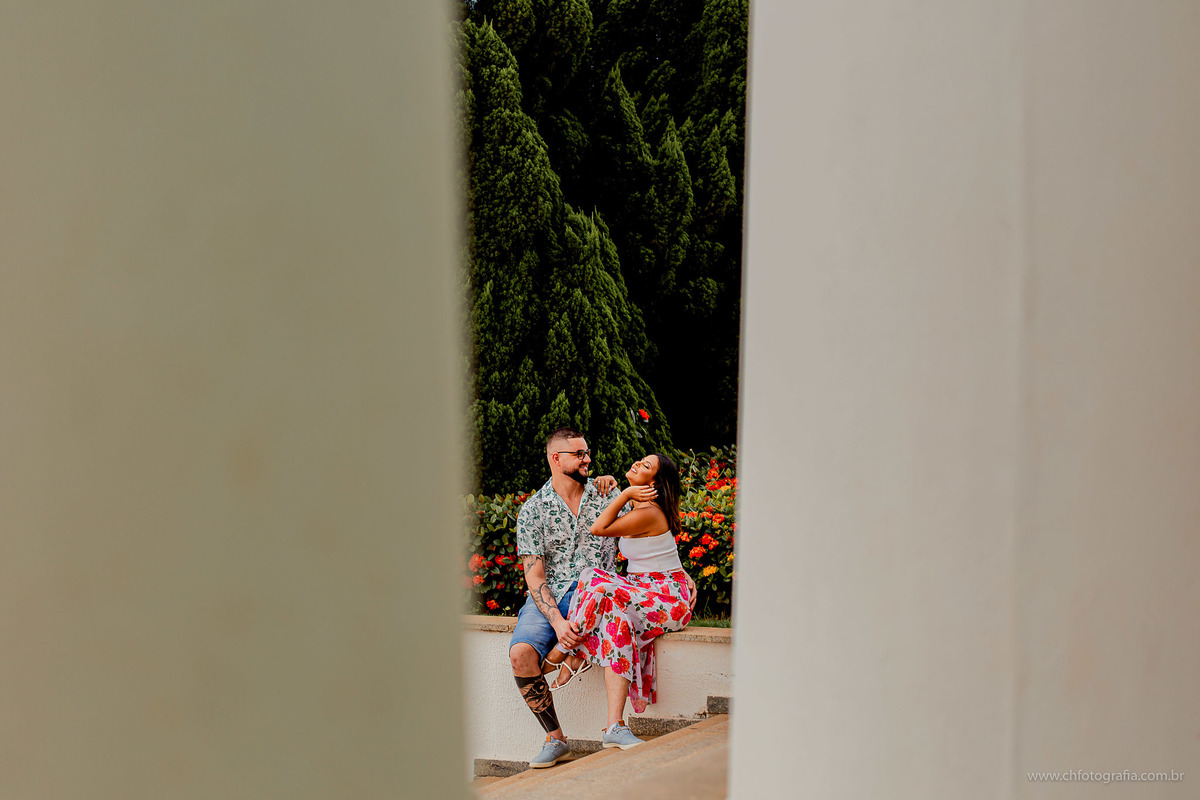 Ensaio pre wedding em frente ao Teatro Municipal de Paulinha