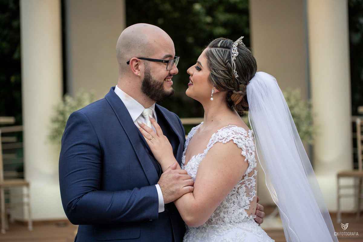 Ensaio trash the dress no Fotos de  Le Partie Comemorações