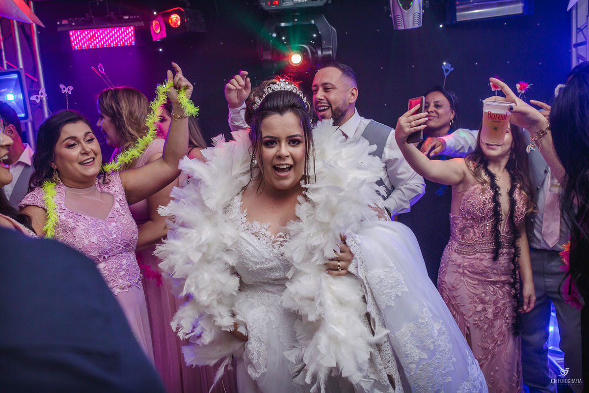 Foto da balanda de casamento, foto da valsa maluca dos noivos